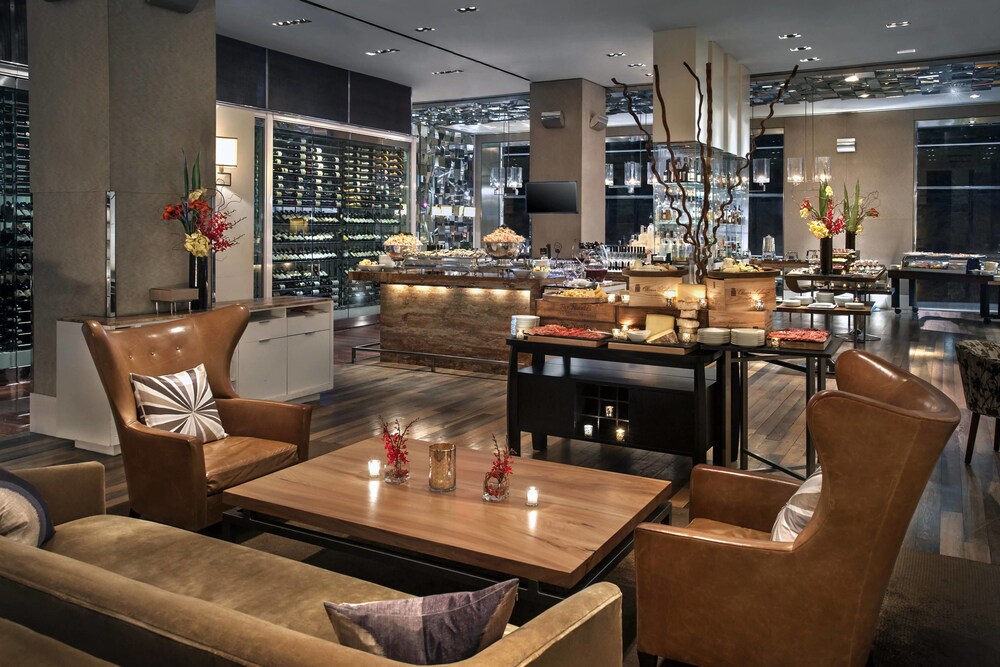 Hotel Lounge