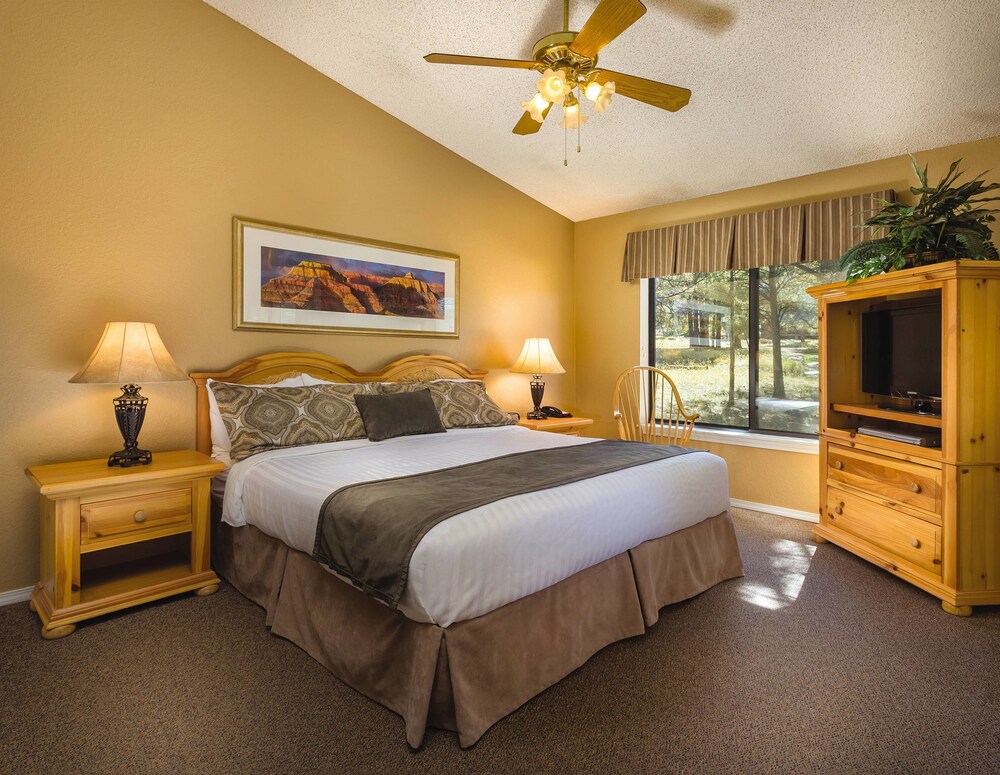 Standard Condo, 1 Bedroom, Kitchen - Guestroom