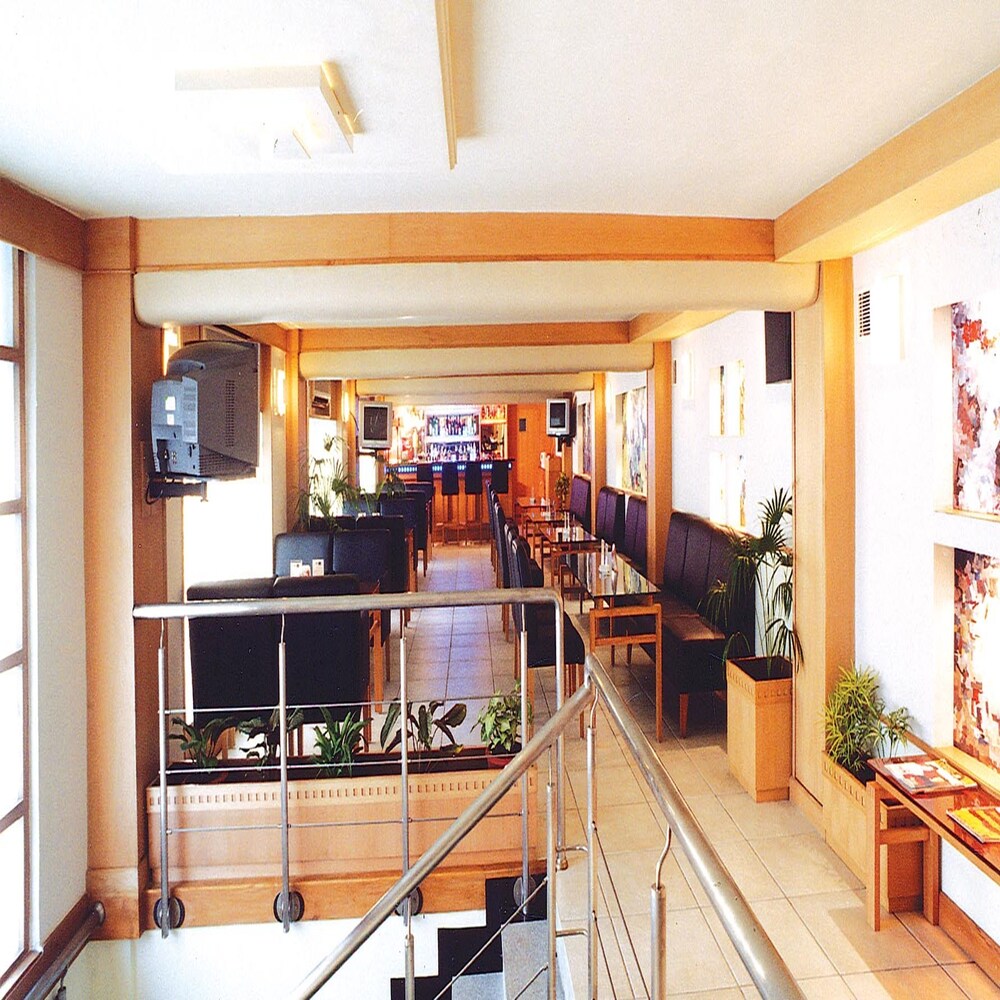 Hotel Bar