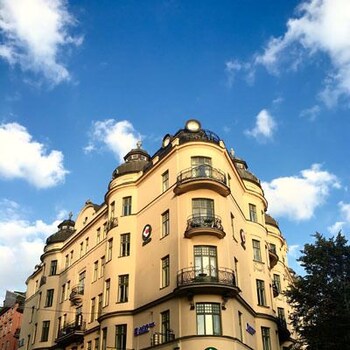 Hotel Front