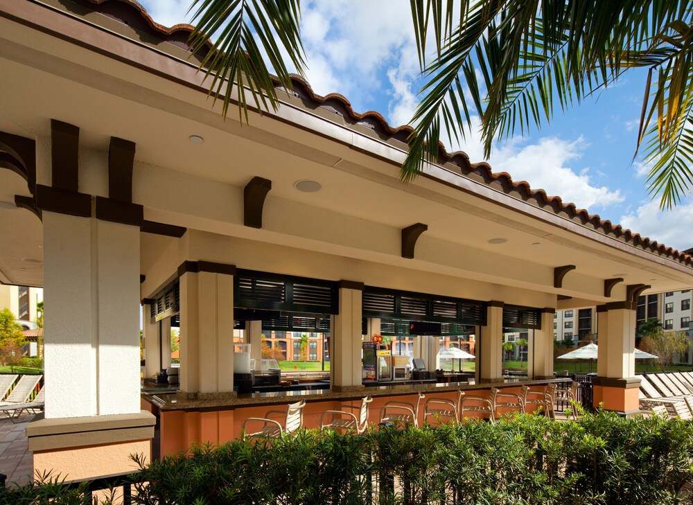 Poolside bar, Sheraton Vistana Villages Resort Villas, I-Drive/Orlando