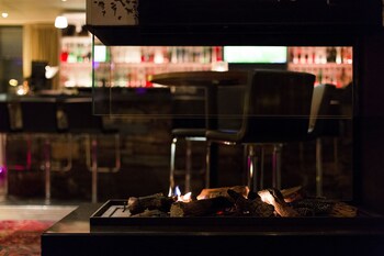 Hotel Lounge
