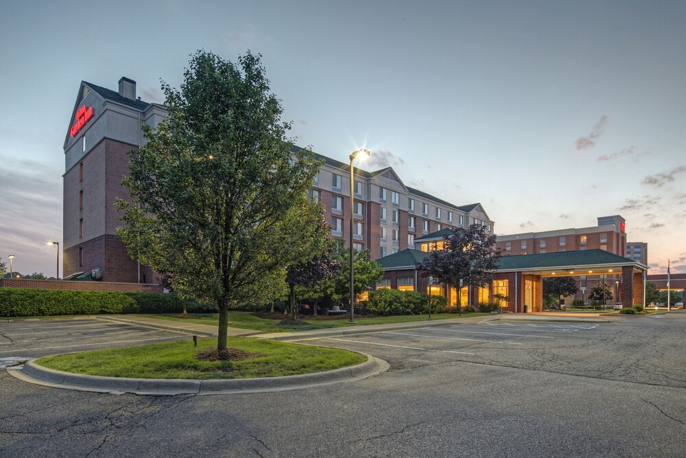 Hotel Front - Evening/Night