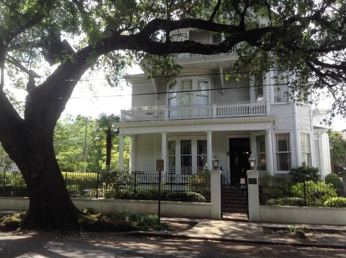 The Queen Anne Hotel
