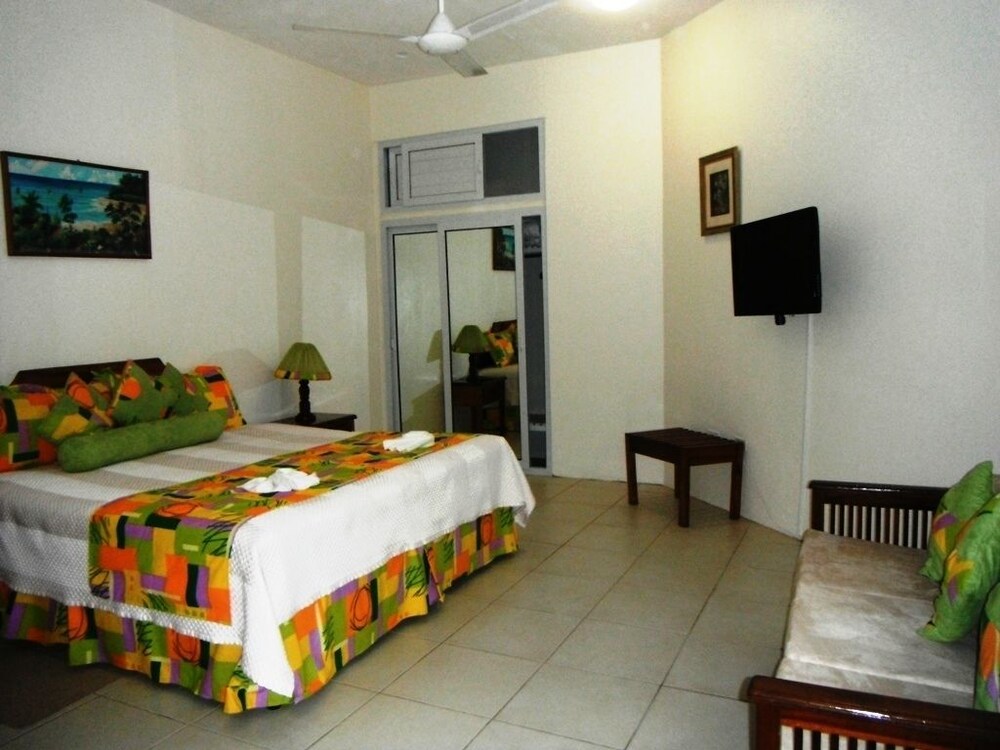 Guestroom