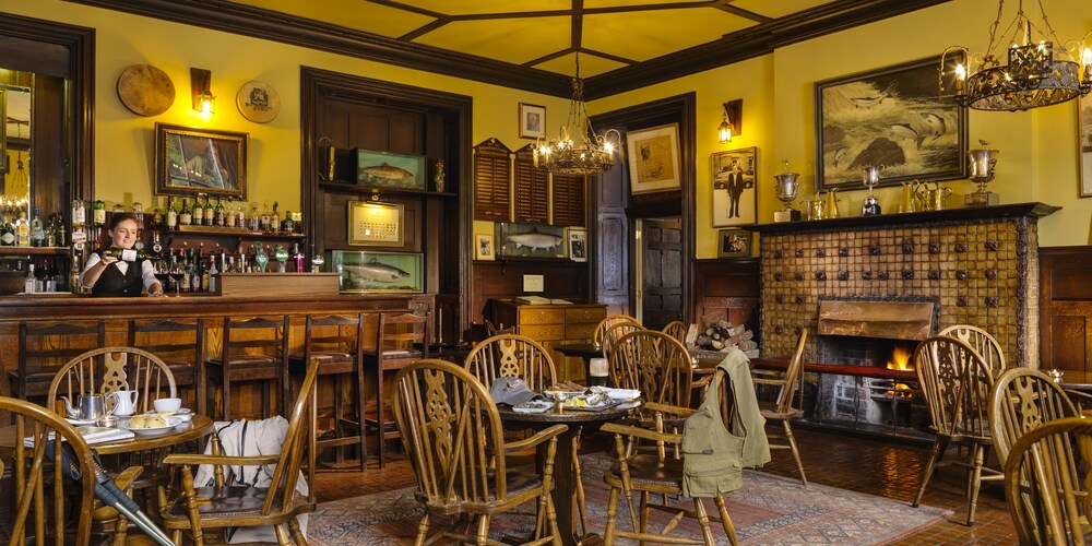 Hotel Bar