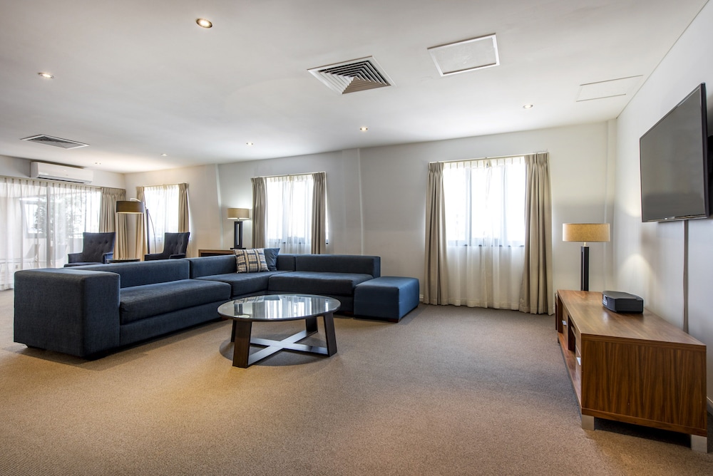 Apartment, 3 Bedrooms - Living Area