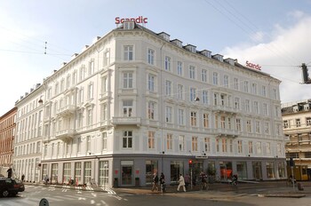 Hotel Front