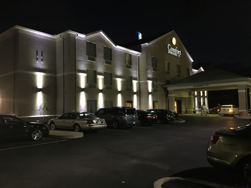 Hotel Front - Evening/Night