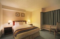 Family Kitchenette Suite,1Queen Bed in Separate room, King bed with 2 sofabeds in living area