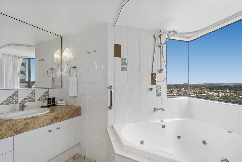 Three Bedroom Apartment - Bathroom