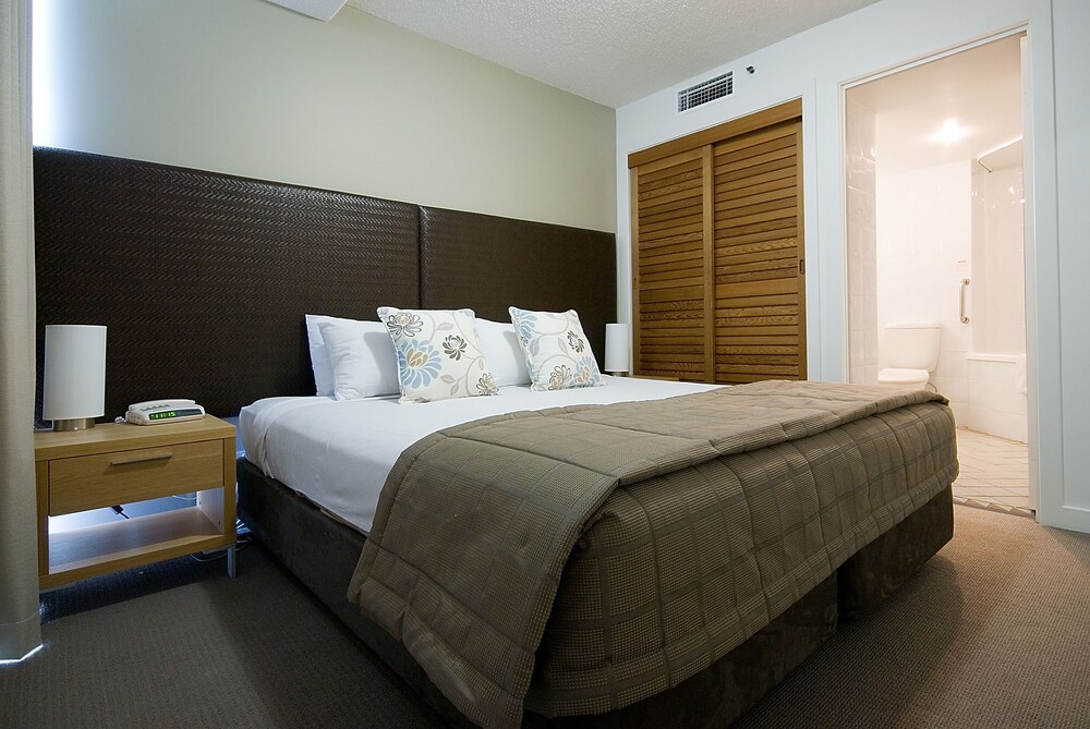 Apartment, 2 Bedrooms - Guestroom