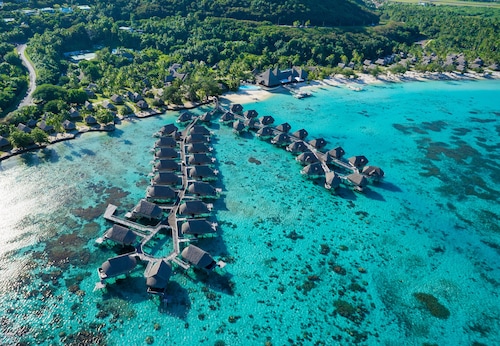 Sofitel Kia Ora Moorea Beach Resort