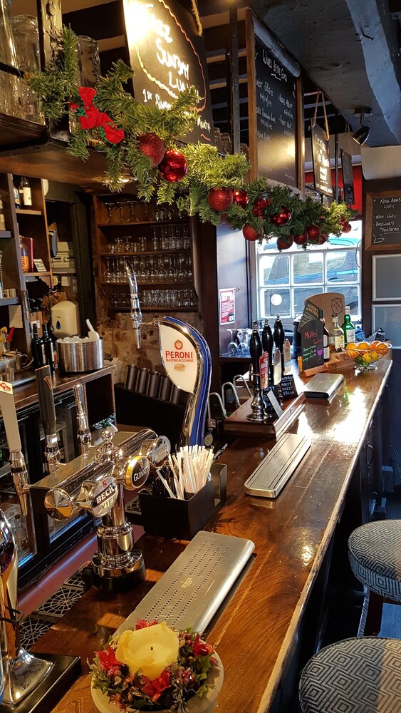 Hotel Bar