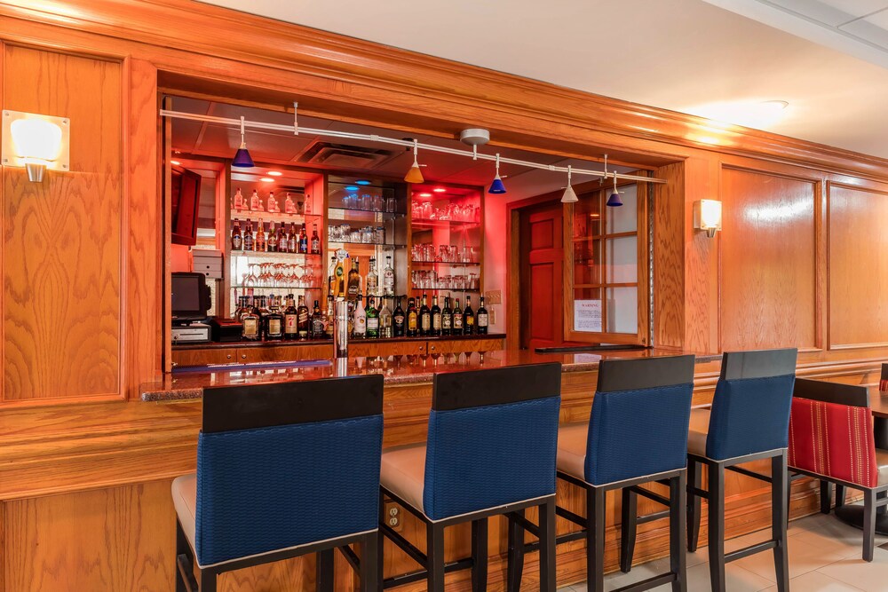 Hotel Lounge
