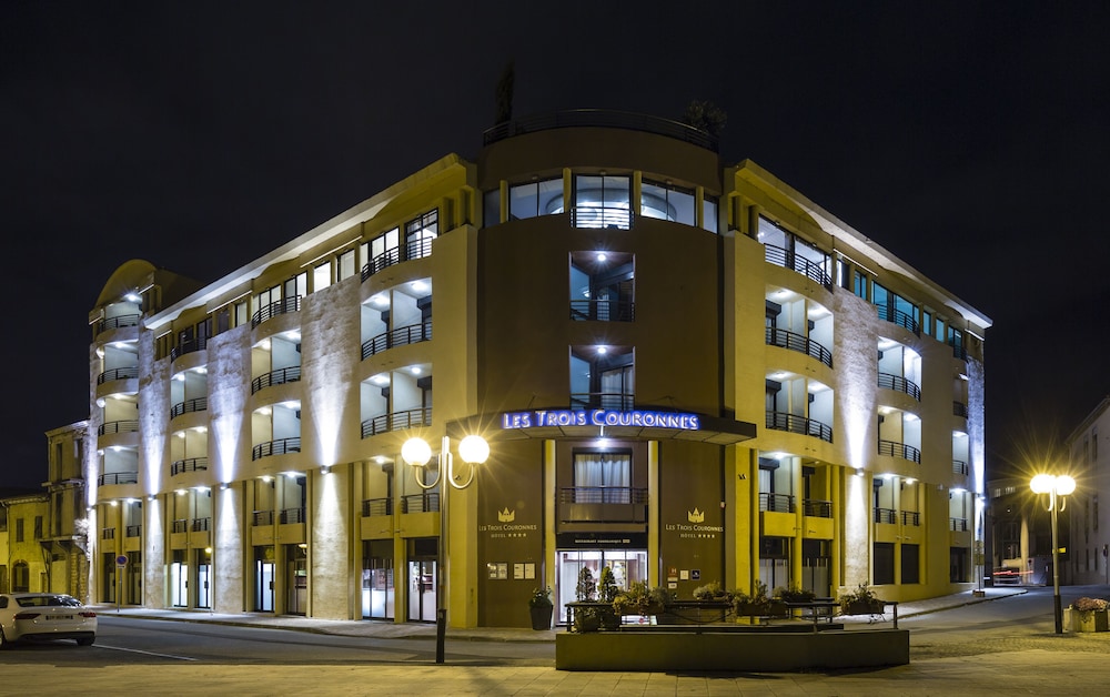Hotel Front - Evening/Night