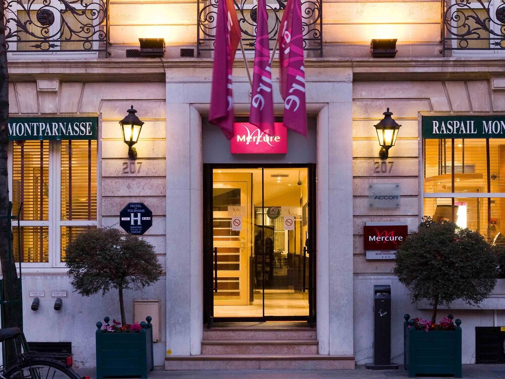 Hotel Front