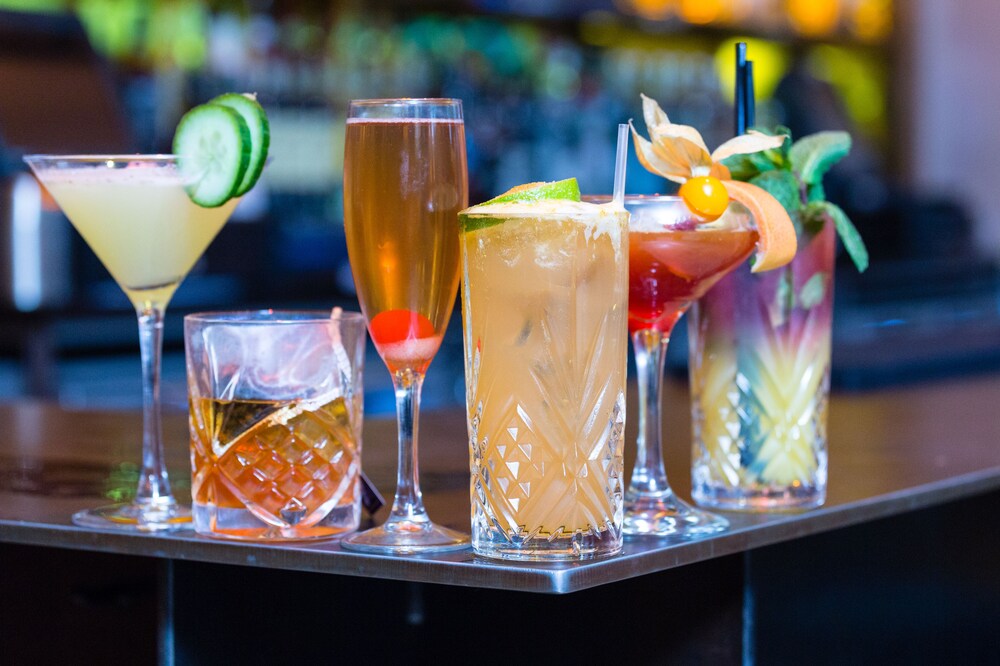 Hotel Bar