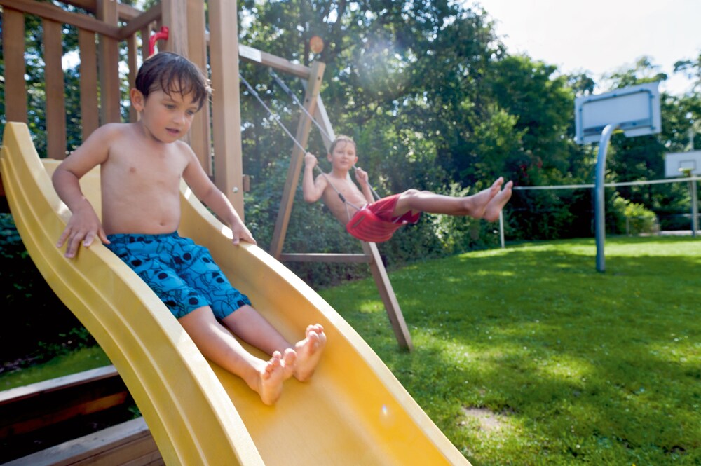 Außen-Kinderspielplatz
