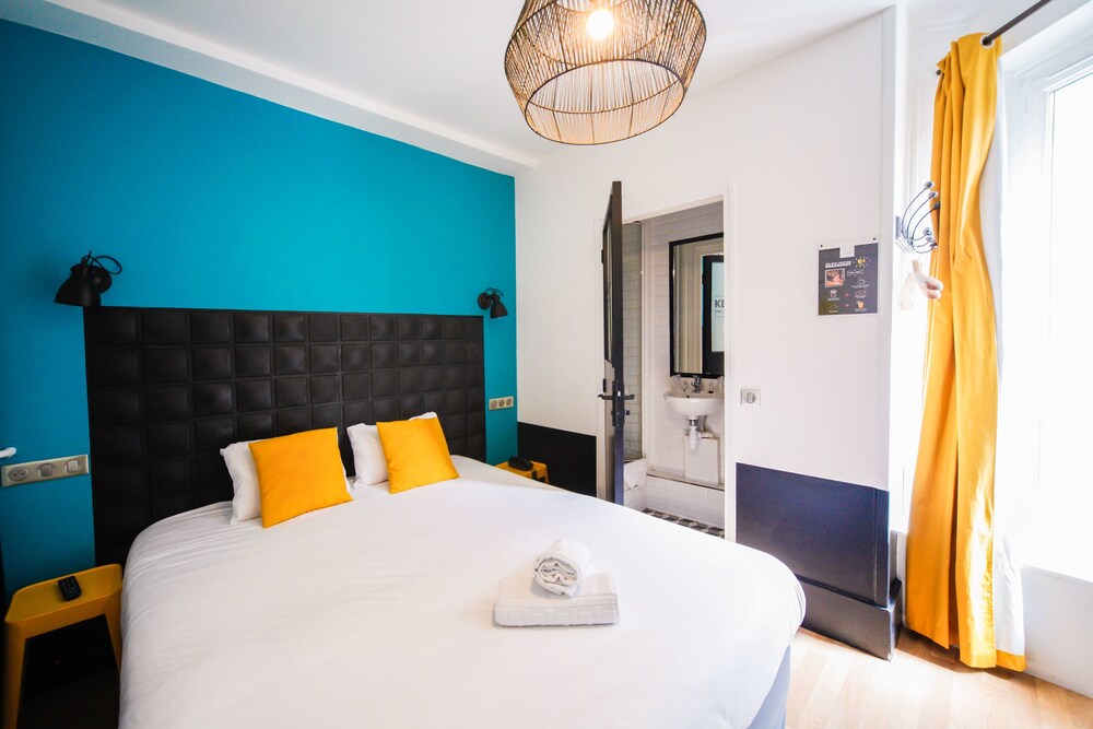 Guestroom