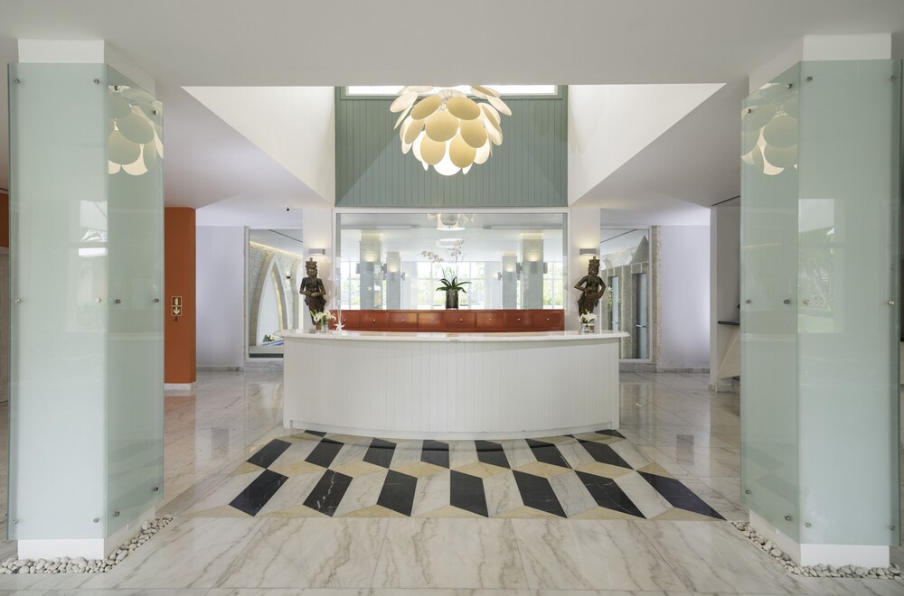 Spa Reception