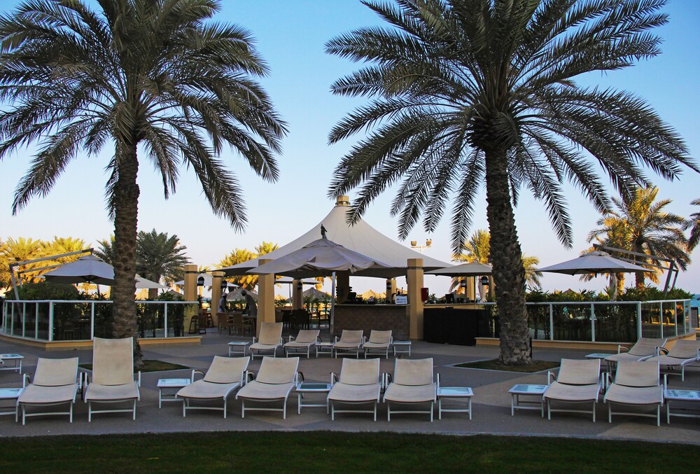 Poolside Bar