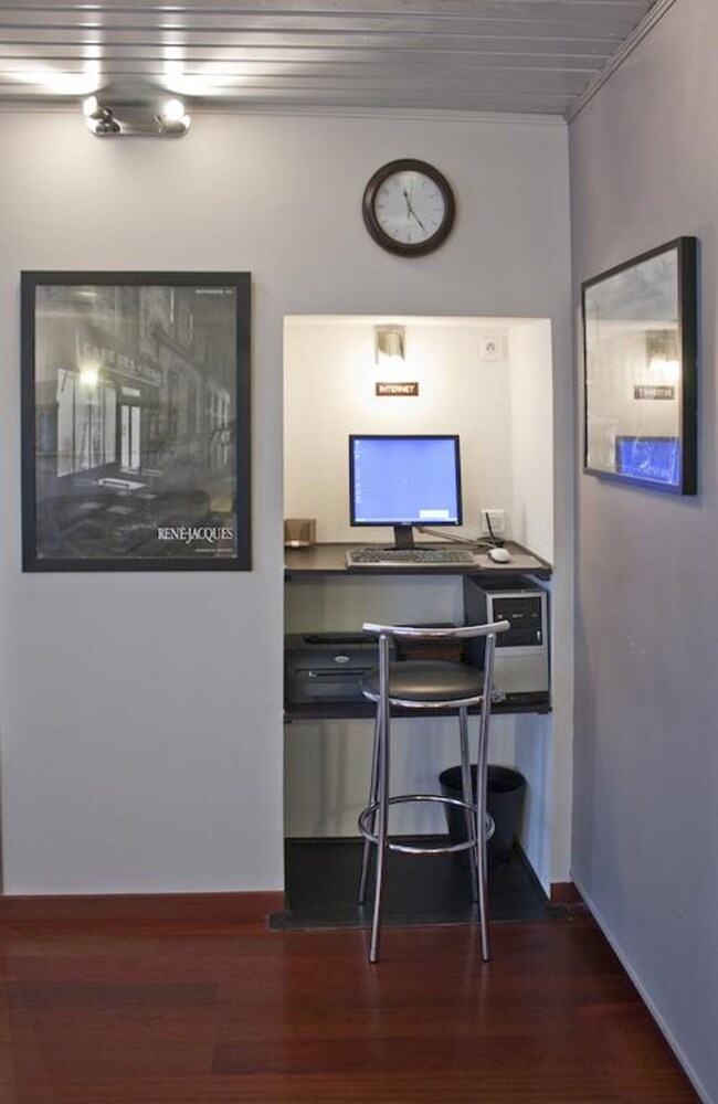 Hotel Bar