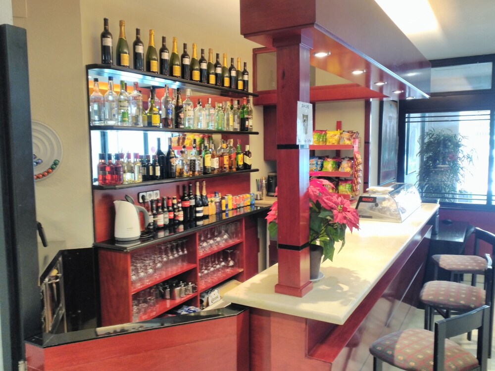 Hotel Bar