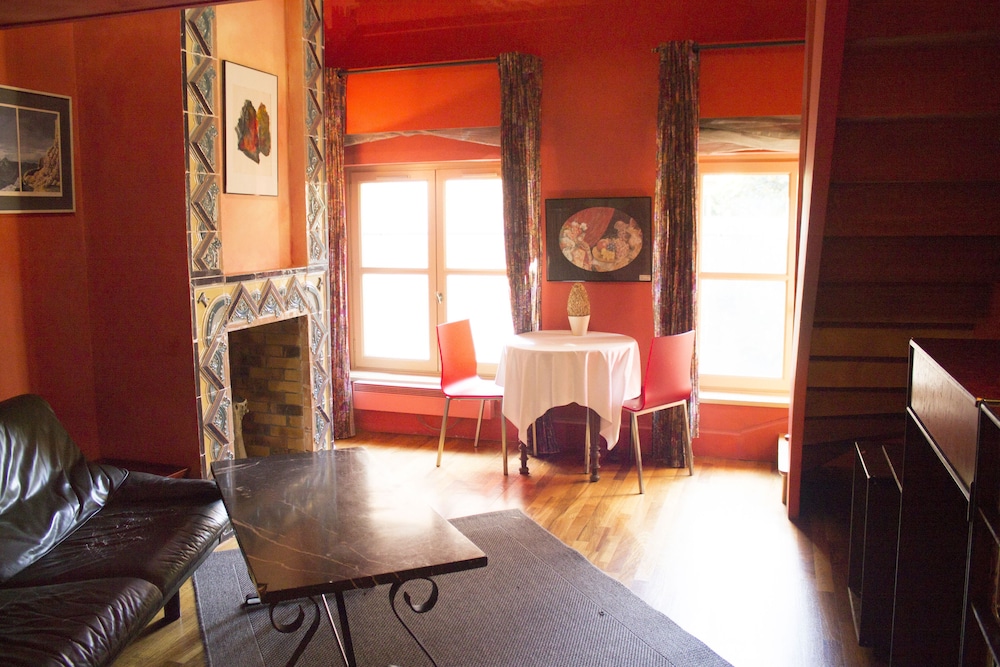 Guestroom