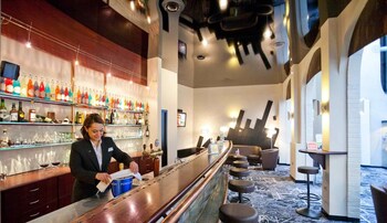 Hotel Lounge