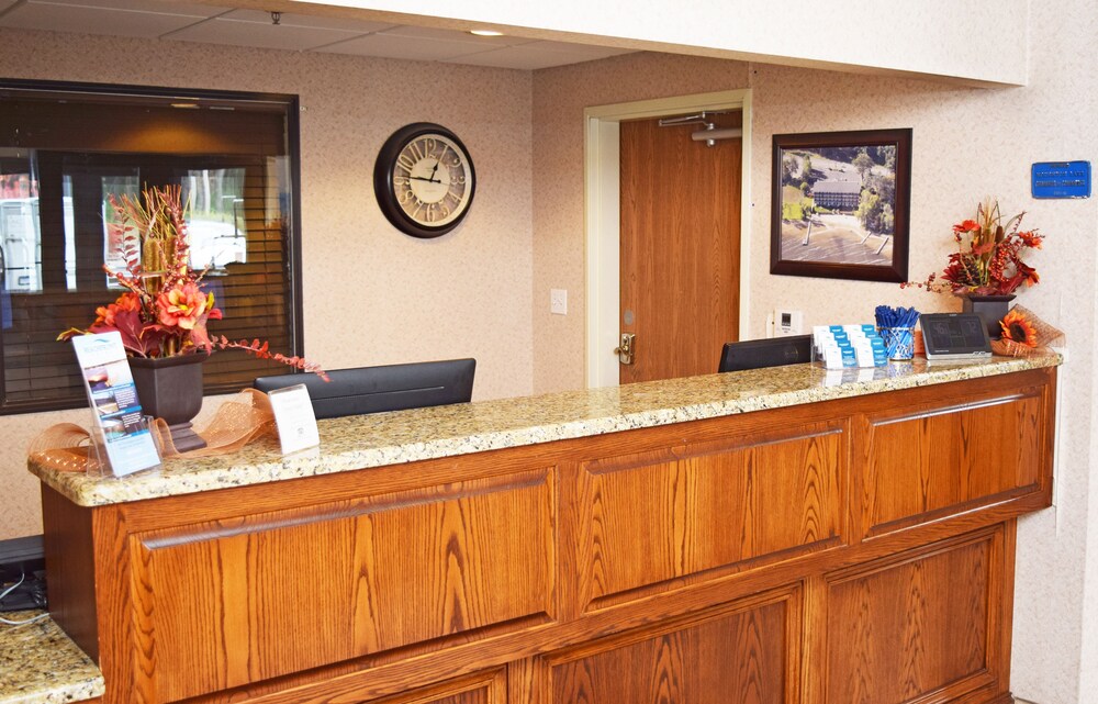 Concierge Desk