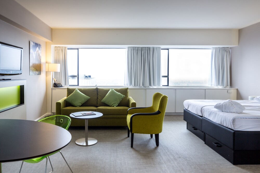 Guestroom View