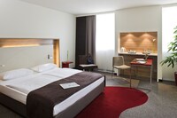 Room, 1 King Bed (Privilege)