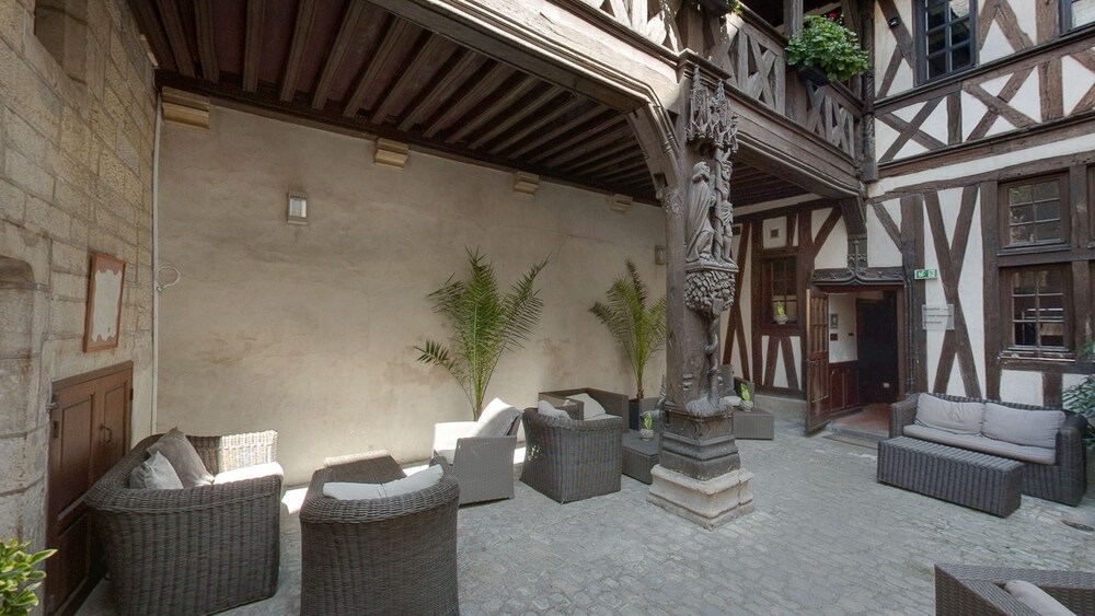 Courtyard