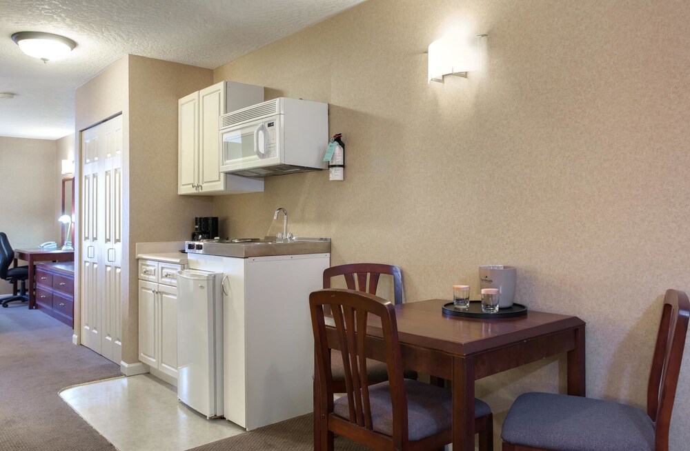 In-Room Kitchenette