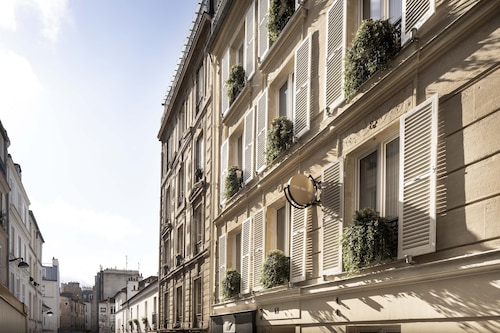 Hotel Des Arts Paris Montmartre