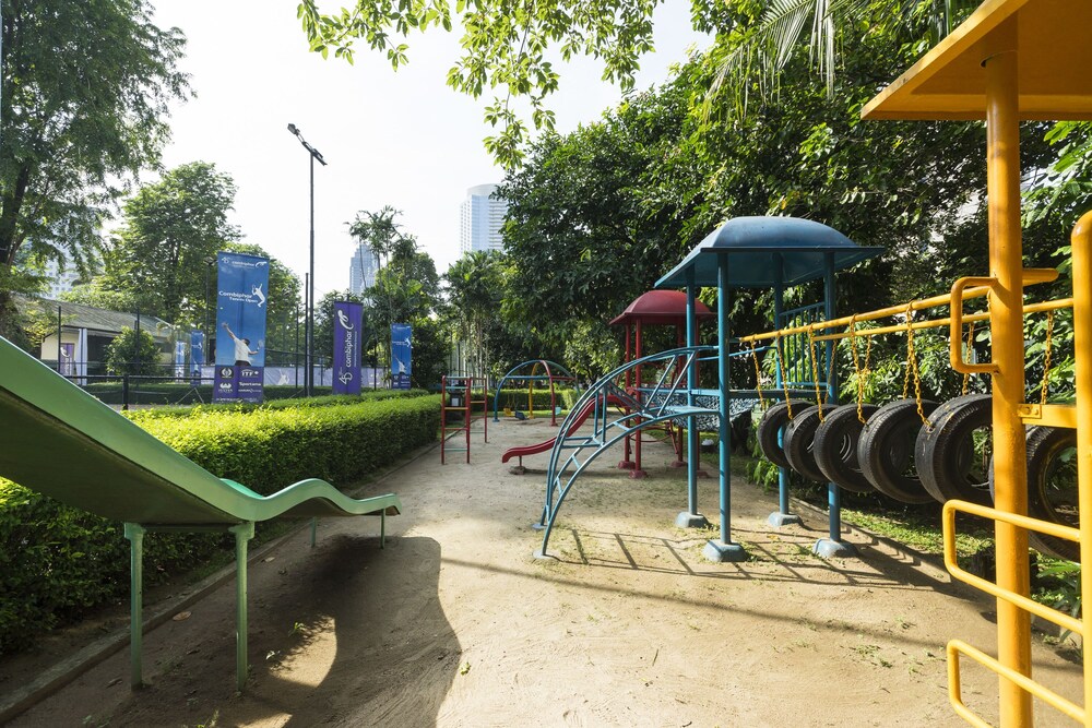 Childrens Play Area - Outdoor