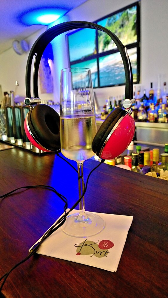 Hotel Lounge