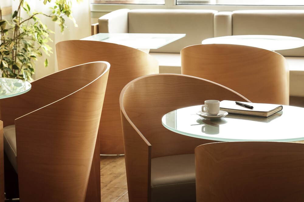 Hotel Lounge