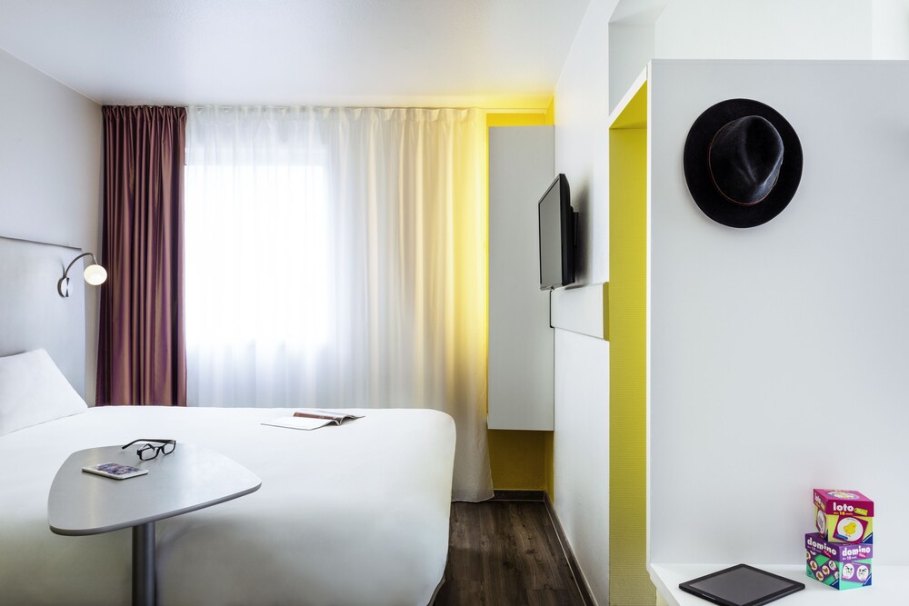 Guestroom