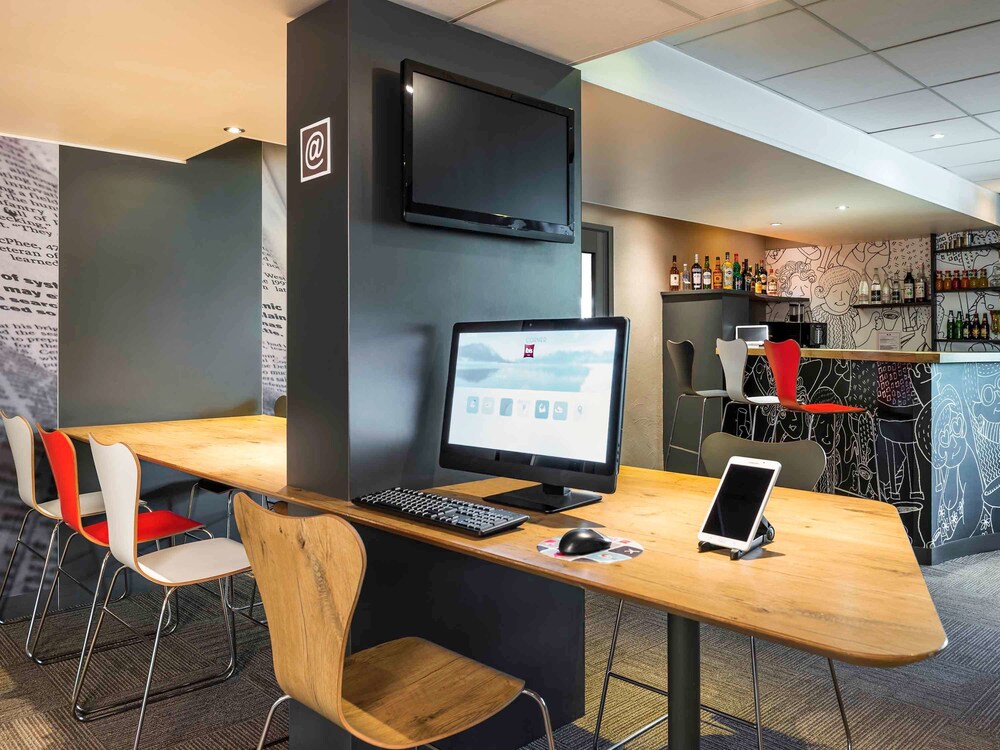 In-Room Business Center