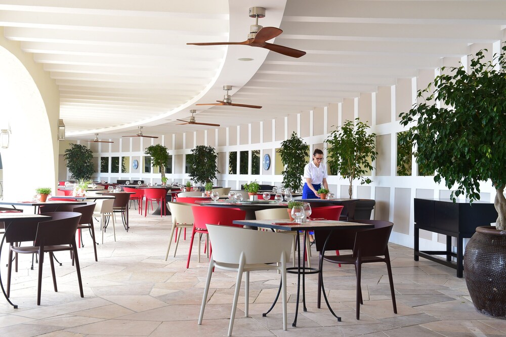 Food Court