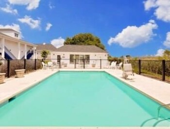 Myrtle Beach Vacations - Baymont Inn And Suites Georgetown/Near Georgetown Marina - Property Image 9