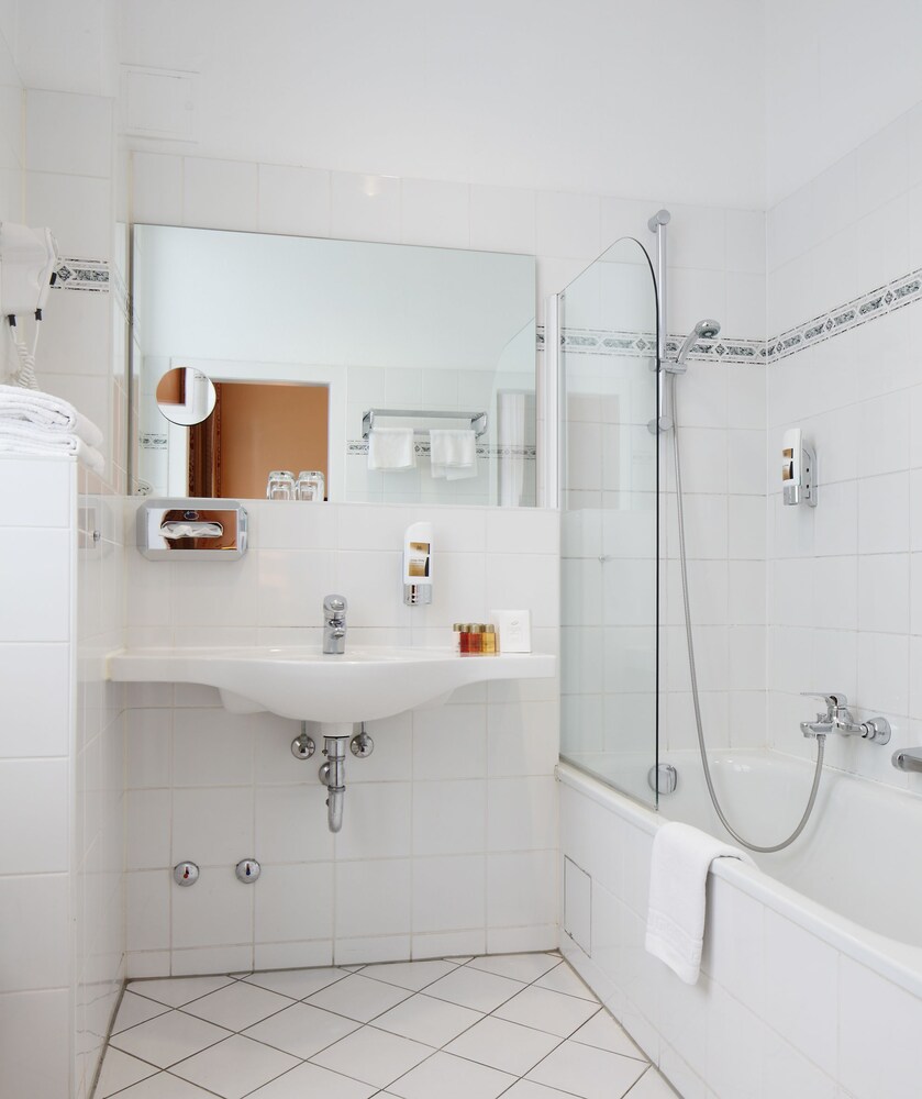Dusche im Bad