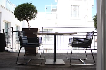Courtyard View
