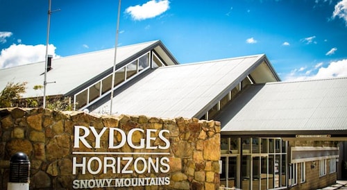 Rydges Horizons Snowy Mountains
