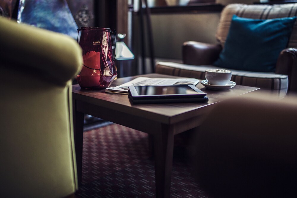 Hotel Lounge