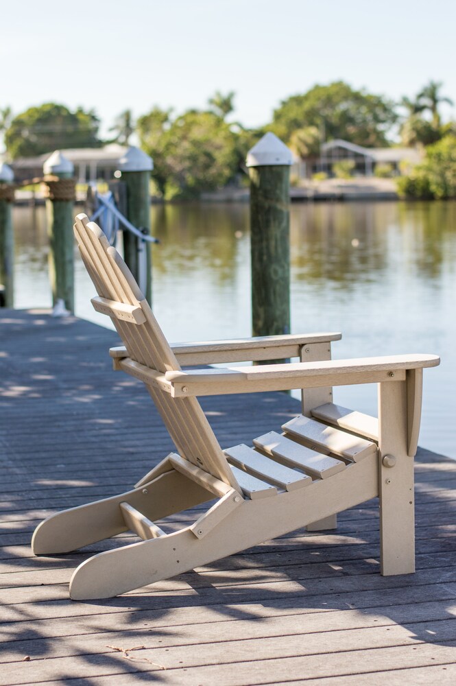 Dock