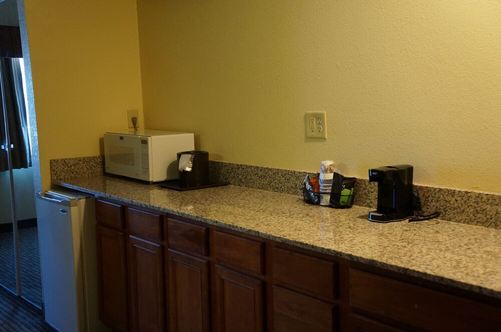 In-Room Kitchenette