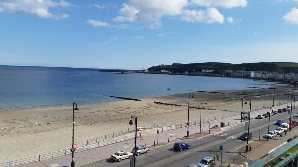 Guestroom View